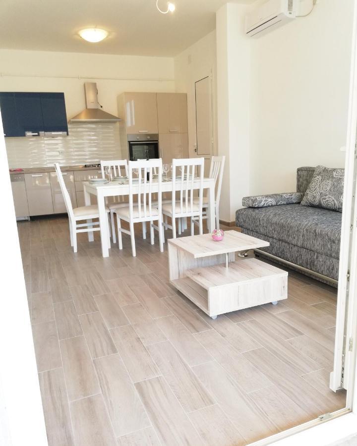 Apartment Brala Posedarje Buitenkant foto